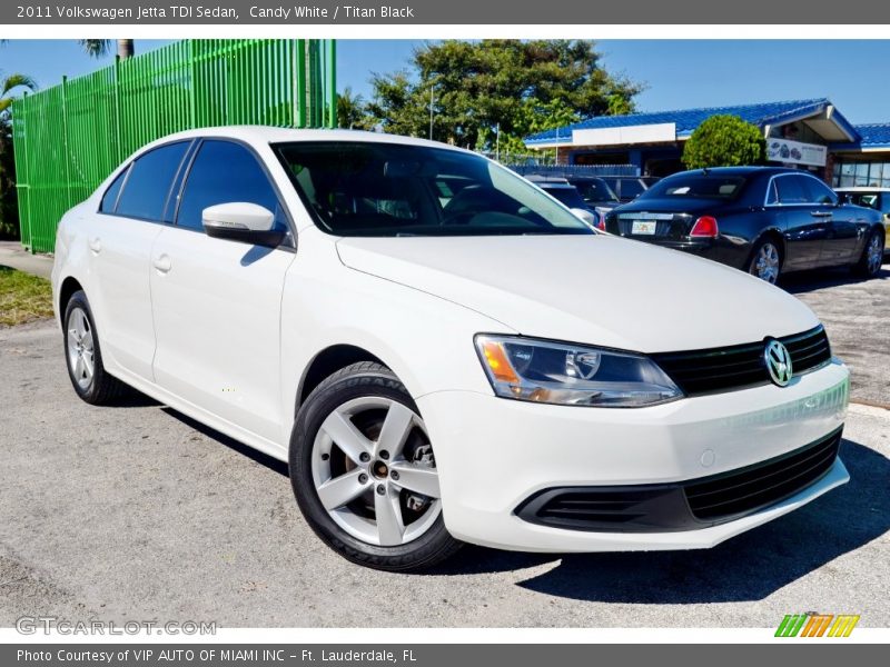 Candy White / Titan Black 2011 Volkswagen Jetta TDI Sedan