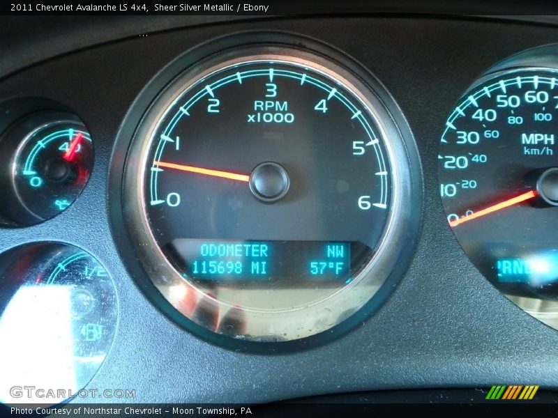 Sheer Silver Metallic / Ebony 2011 Chevrolet Avalanche LS 4x4