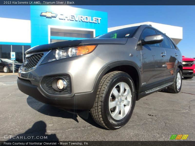 Titanium Silver / Black 2013 Kia Sorento LX AWD