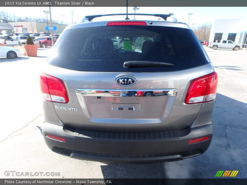 Titanium Silver / Black 2013 Kia Sorento LX AWD
