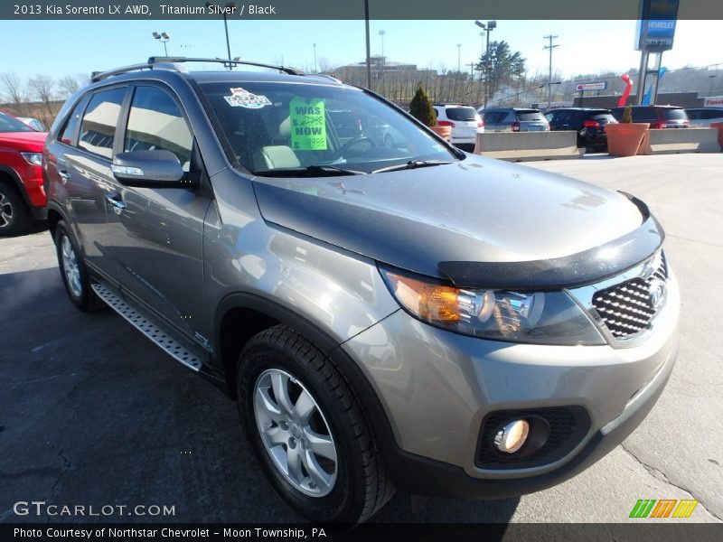 Titanium Silver / Black 2013 Kia Sorento LX AWD