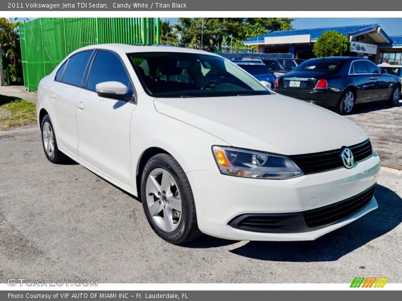 Candy White / Titan Black 2011 Volkswagen Jetta TDI Sedan