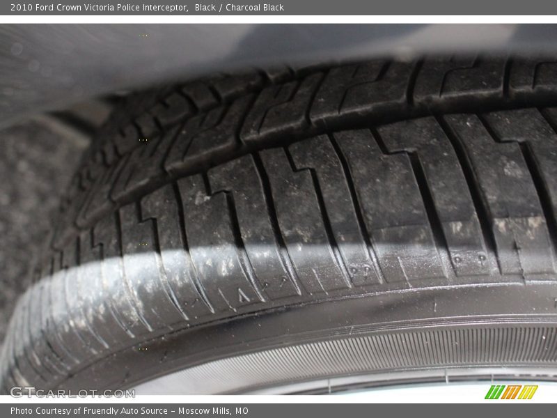 Black / Charcoal Black 2010 Ford Crown Victoria Police Interceptor
