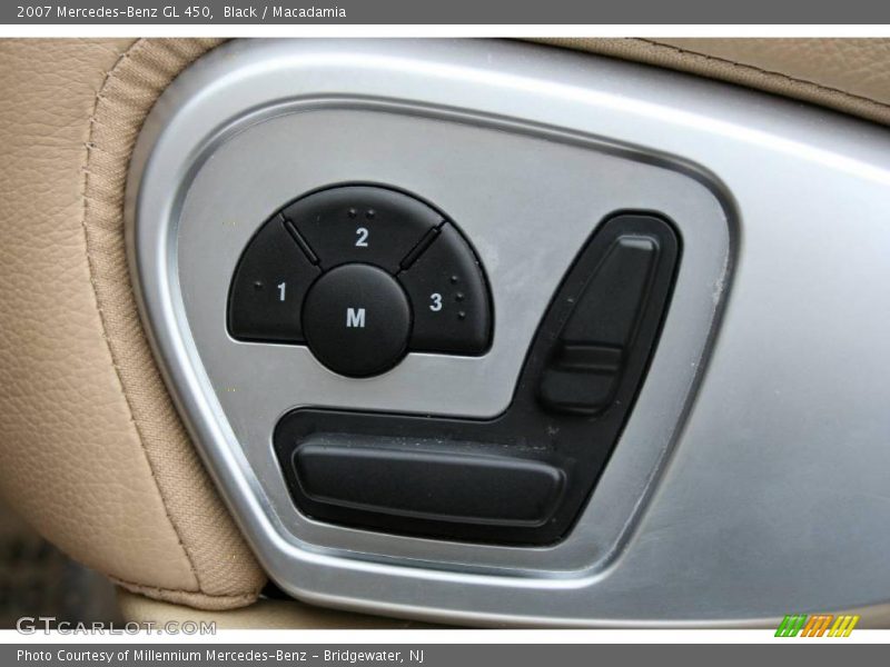 Black / Macadamia 2007 Mercedes-Benz GL 450