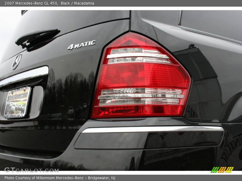 Black / Macadamia 2007 Mercedes-Benz GL 450