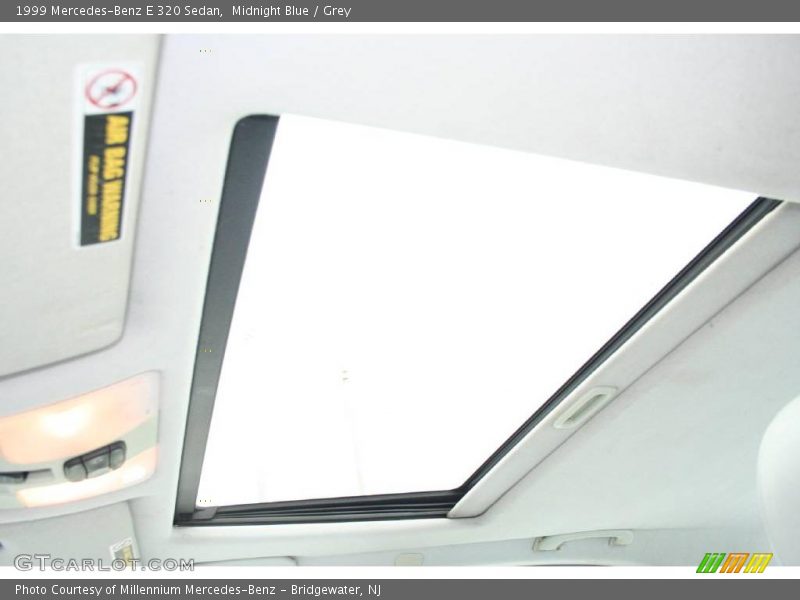 Midnight Blue / Grey 1999 Mercedes-Benz E 320 Sedan