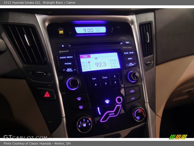 Midnight Black / Camel 2013 Hyundai Sonata GLS