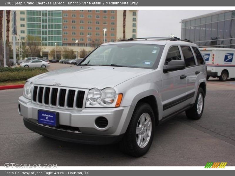 Bright Silver Metallic / Medium Slate Gray 2005 Jeep Grand Cherokee Laredo