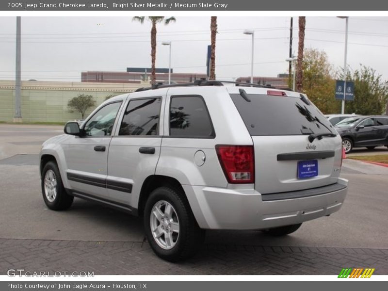 Bright Silver Metallic / Medium Slate Gray 2005 Jeep Grand Cherokee Laredo