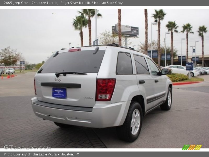 Bright Silver Metallic / Medium Slate Gray 2005 Jeep Grand Cherokee Laredo