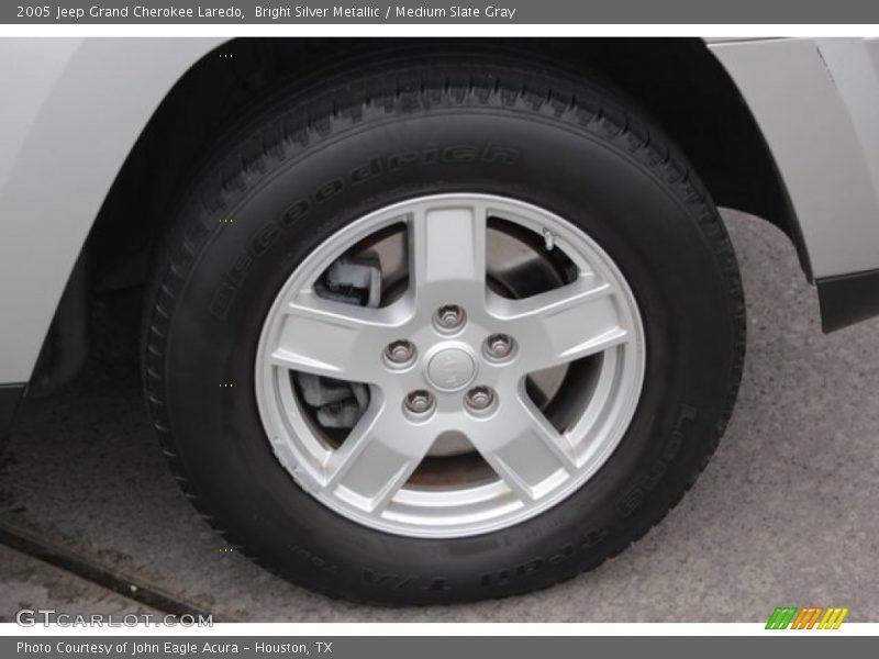 Bright Silver Metallic / Medium Slate Gray 2005 Jeep Grand Cherokee Laredo