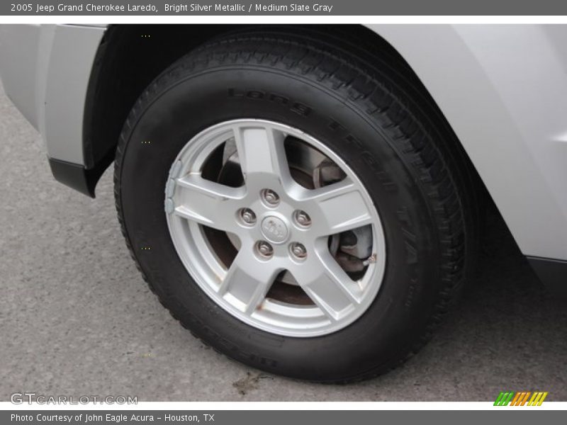 Bright Silver Metallic / Medium Slate Gray 2005 Jeep Grand Cherokee Laredo