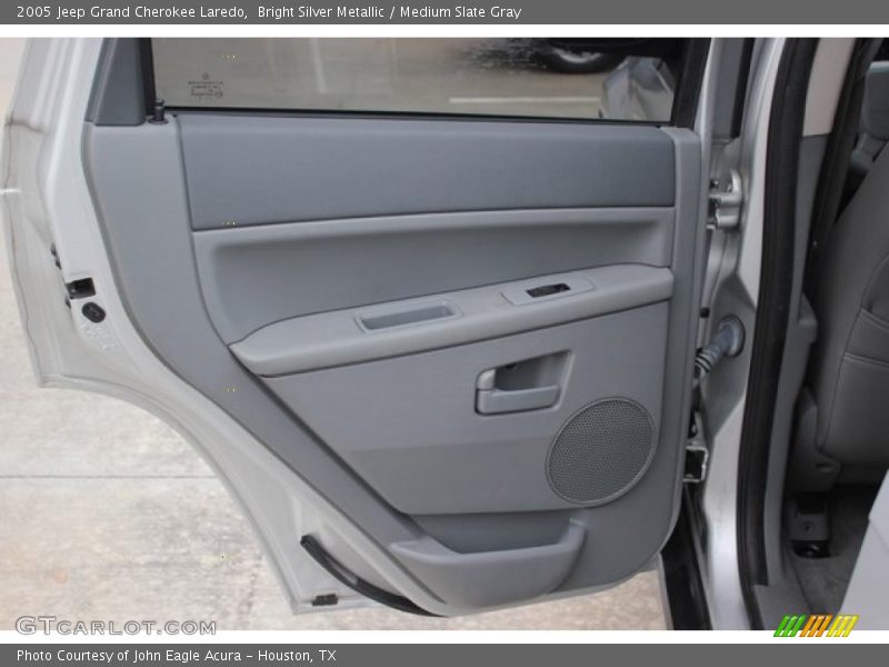 Bright Silver Metallic / Medium Slate Gray 2005 Jeep Grand Cherokee Laredo