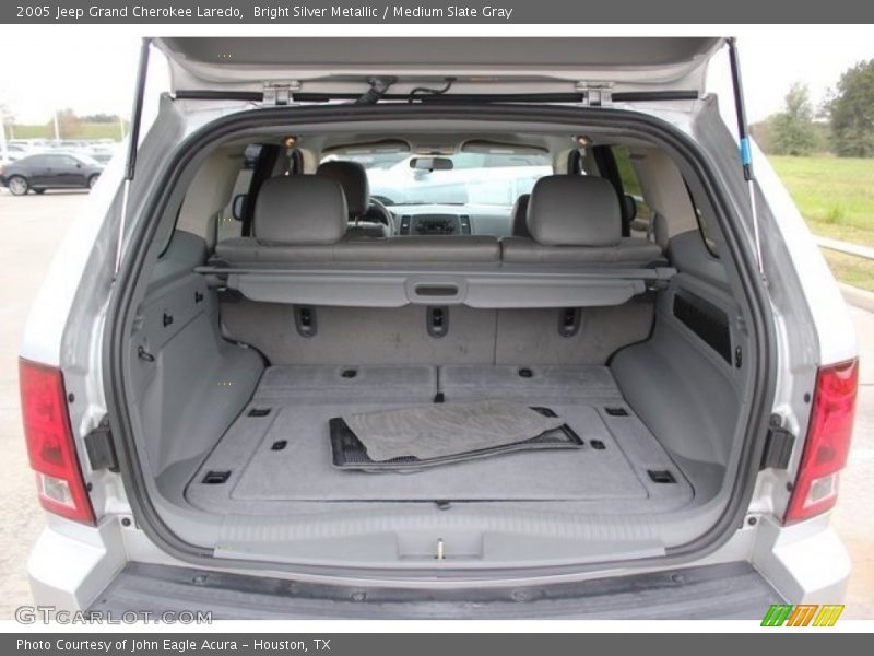 Bright Silver Metallic / Medium Slate Gray 2005 Jeep Grand Cherokee Laredo