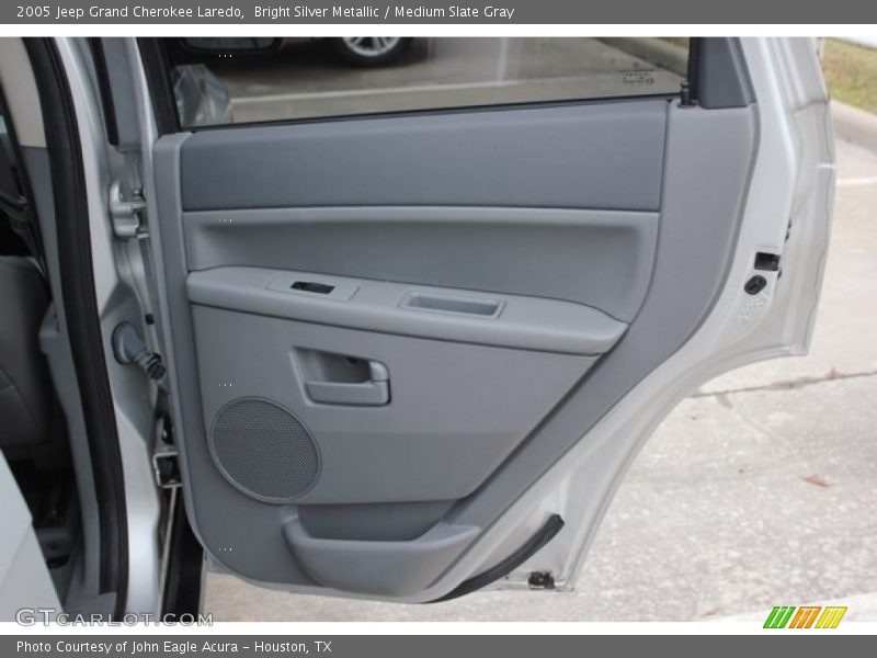 Bright Silver Metallic / Medium Slate Gray 2005 Jeep Grand Cherokee Laredo
