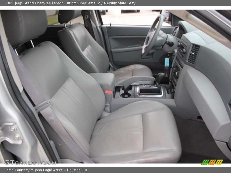 Bright Silver Metallic / Medium Slate Gray 2005 Jeep Grand Cherokee Laredo