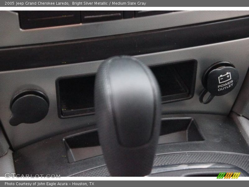Bright Silver Metallic / Medium Slate Gray 2005 Jeep Grand Cherokee Laredo