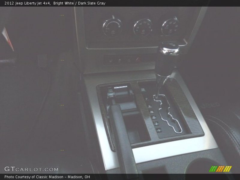 Bright White / Dark Slate Gray 2012 Jeep Liberty Jet 4x4