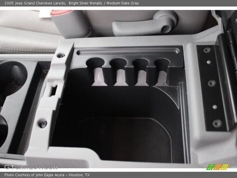 Bright Silver Metallic / Medium Slate Gray 2005 Jeep Grand Cherokee Laredo