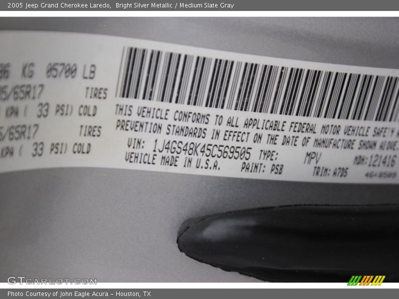 Bright Silver Metallic / Medium Slate Gray 2005 Jeep Grand Cherokee Laredo