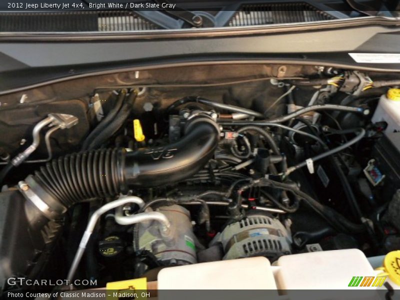 Bright White / Dark Slate Gray 2012 Jeep Liberty Jet 4x4
