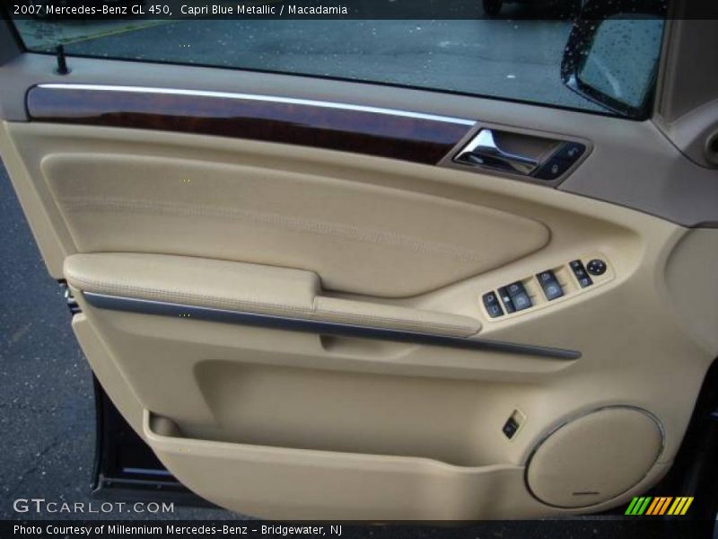 Capri Blue Metallic / Macadamia 2007 Mercedes-Benz GL 450