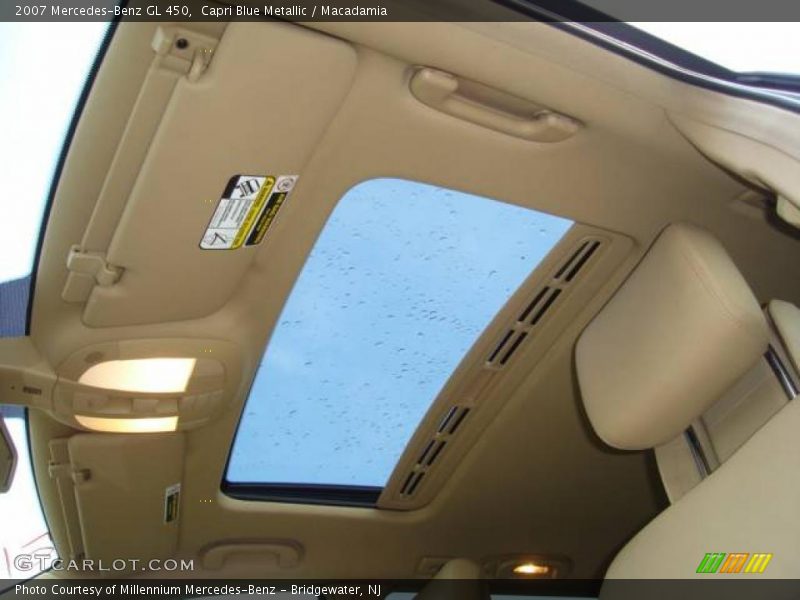 Capri Blue Metallic / Macadamia 2007 Mercedes-Benz GL 450