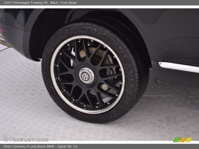 Black / Pure Beige 2004 Volkswagen Touareg V8