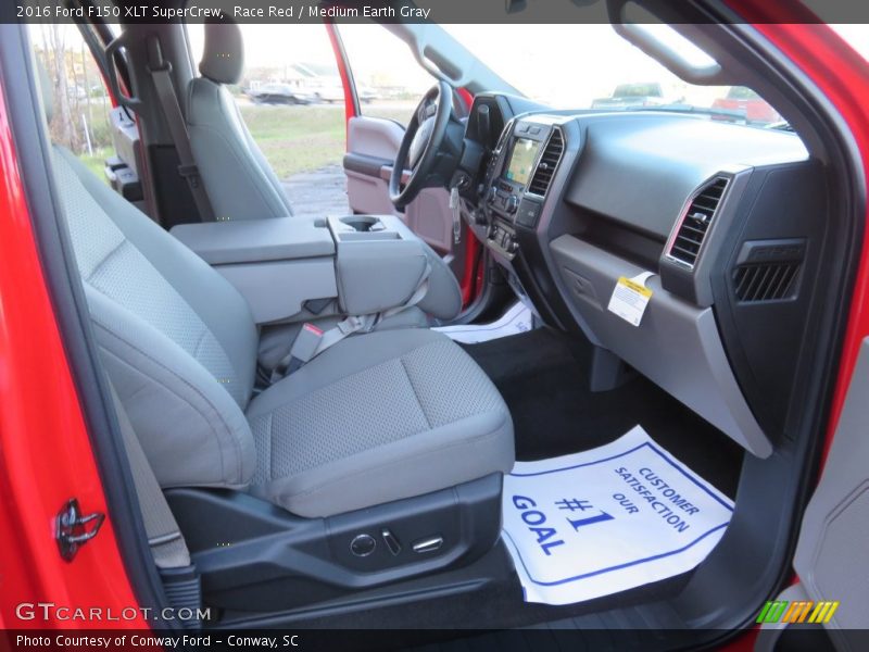 Race Red / Medium Earth Gray 2016 Ford F150 XLT SuperCrew