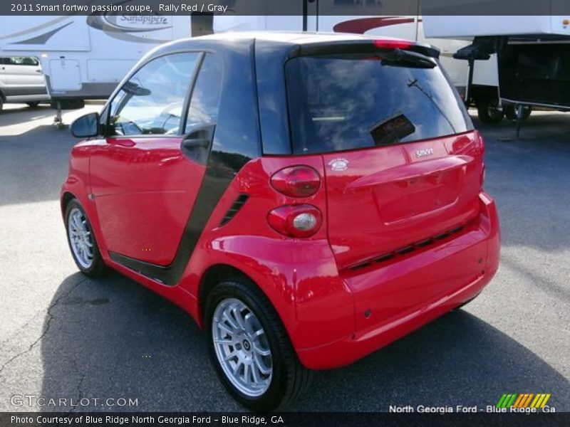 Rally Red / Gray 2011 Smart fortwo passion coupe