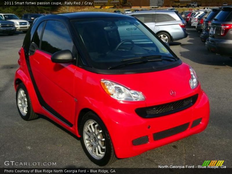 Rally Red / Gray 2011 Smart fortwo passion coupe