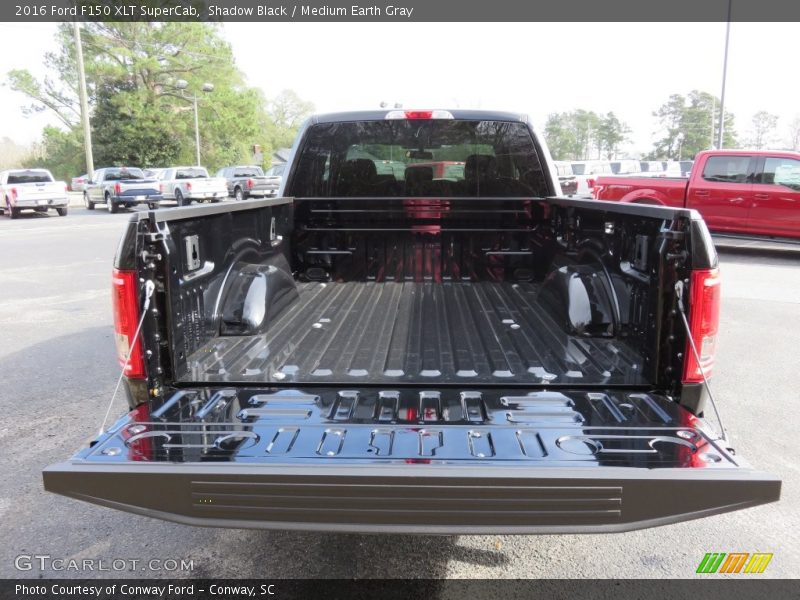 Shadow Black / Medium Earth Gray 2016 Ford F150 XLT SuperCab