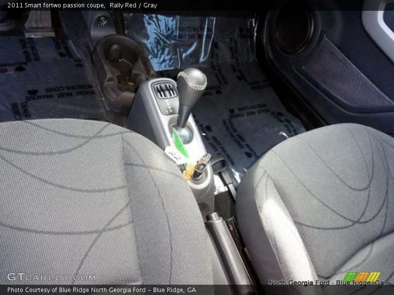 Rally Red / Gray 2011 Smart fortwo passion coupe