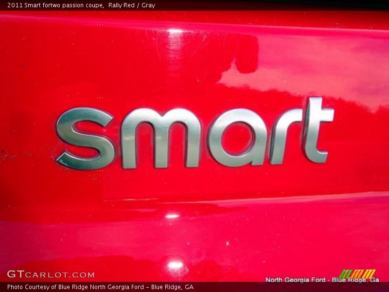 Rally Red / Gray 2011 Smart fortwo passion coupe