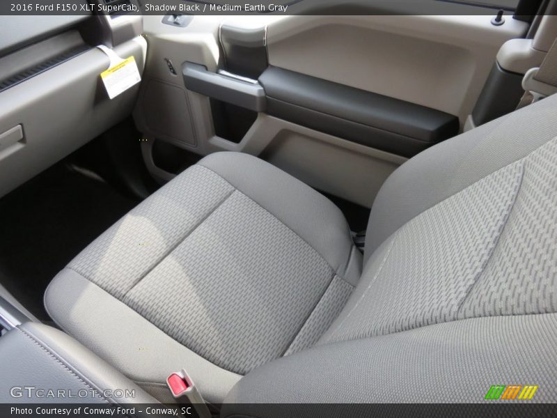 Shadow Black / Medium Earth Gray 2016 Ford F150 XLT SuperCab