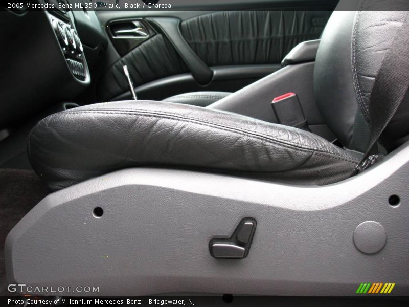 Black / Charcoal 2005 Mercedes-Benz ML 350 4Matic