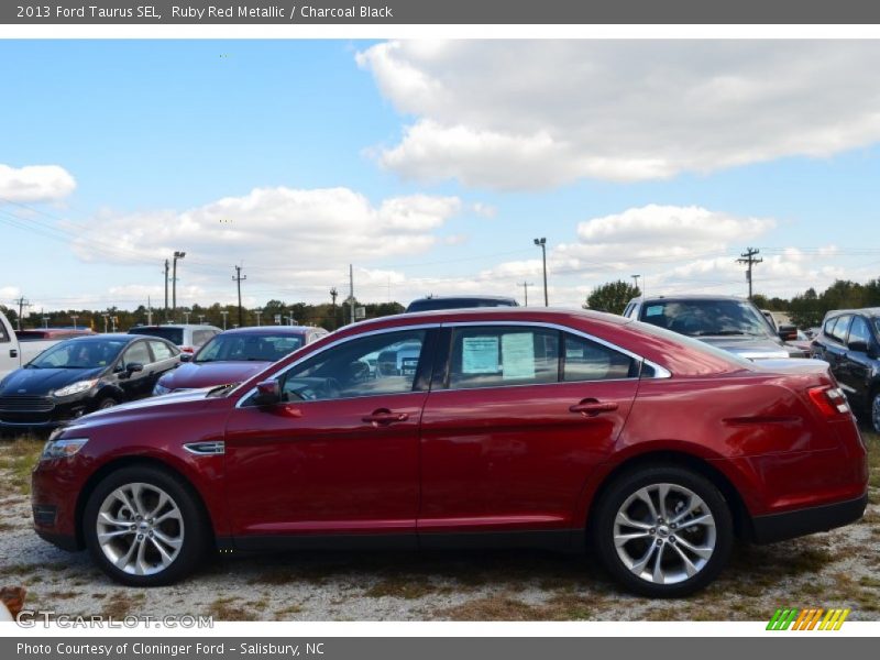 Ruby Red Metallic / Charcoal Black 2013 Ford Taurus SEL