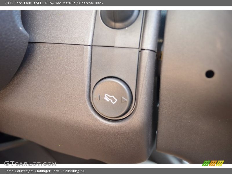 Ruby Red Metallic / Charcoal Black 2013 Ford Taurus SEL