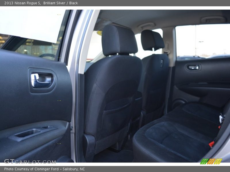 Brilliant Silver / Black 2013 Nissan Rogue S