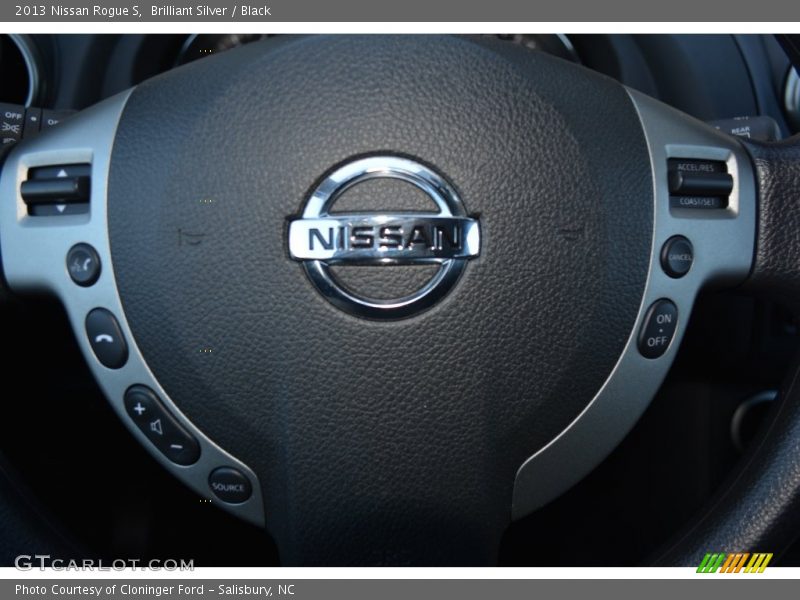 Brilliant Silver / Black 2013 Nissan Rogue S