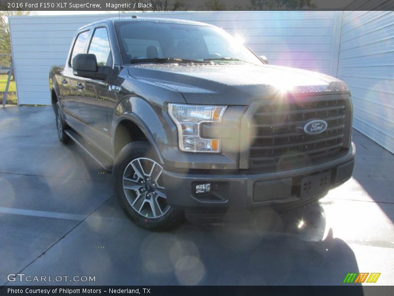 Magnetic / Black 2016 Ford F150 XLT SuperCrew