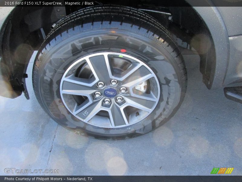 Magnetic / Black 2016 Ford F150 XLT SuperCrew