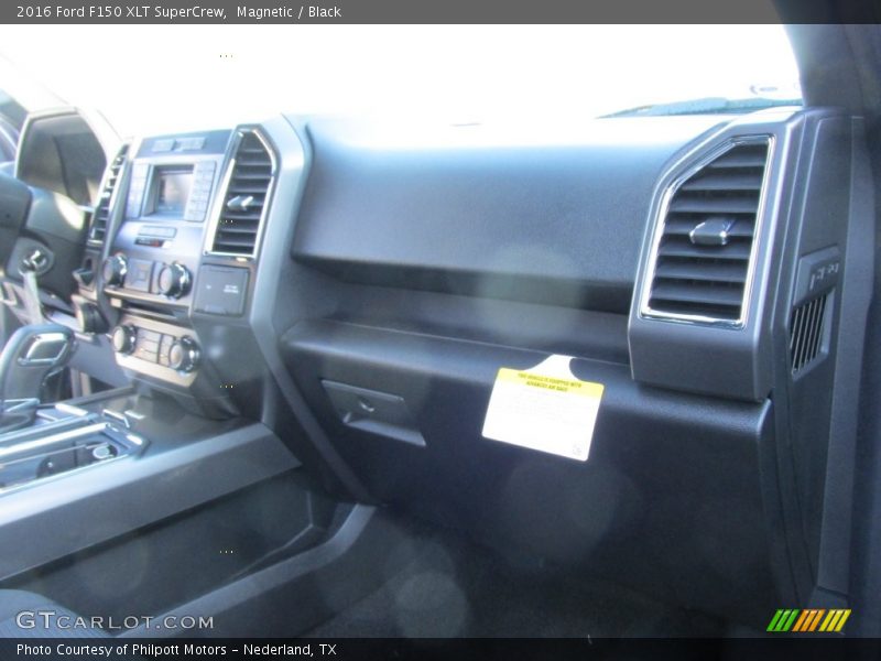 Magnetic / Black 2016 Ford F150 XLT SuperCrew