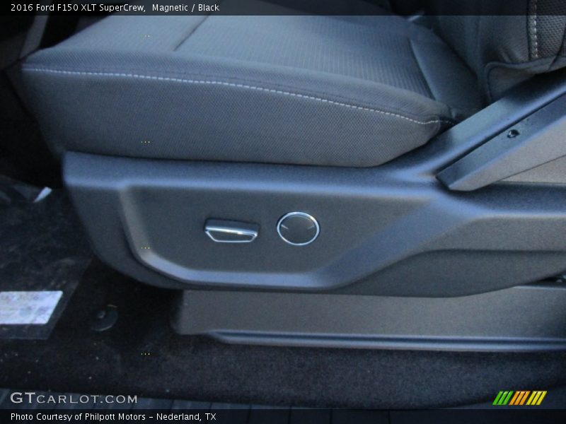 Magnetic / Black 2016 Ford F150 XLT SuperCrew