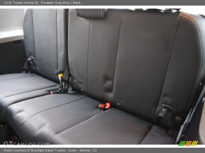 Predawn Gray Mica / Black 2015 Toyota Sienna SE