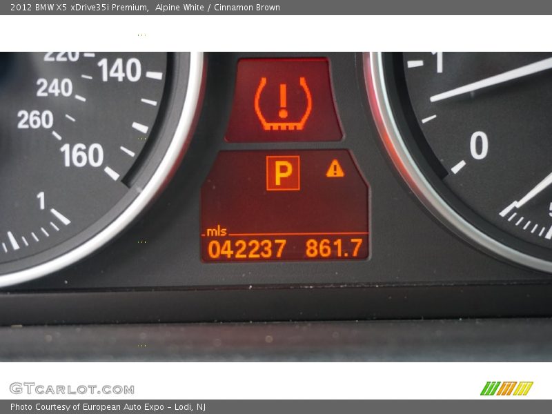 Alpine White / Cinnamon Brown 2012 BMW X5 xDrive35i Premium