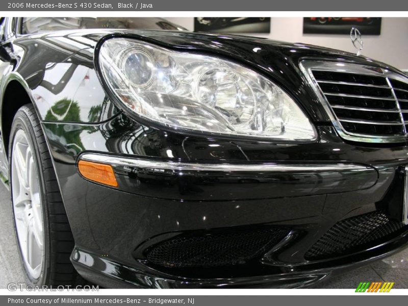 Black / Java 2006 Mercedes-Benz S 430 Sedan