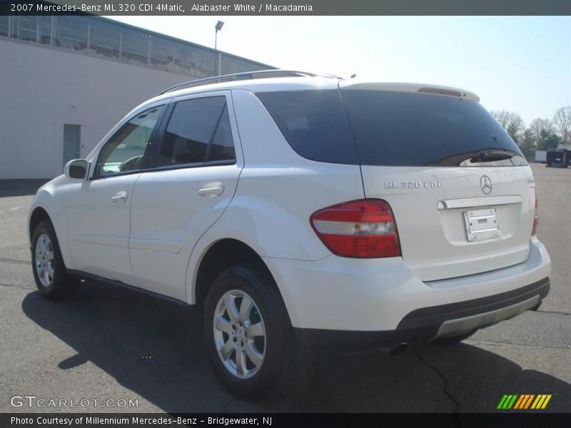 Alabaster White / Macadamia 2007 Mercedes-Benz ML 320 CDI 4Matic