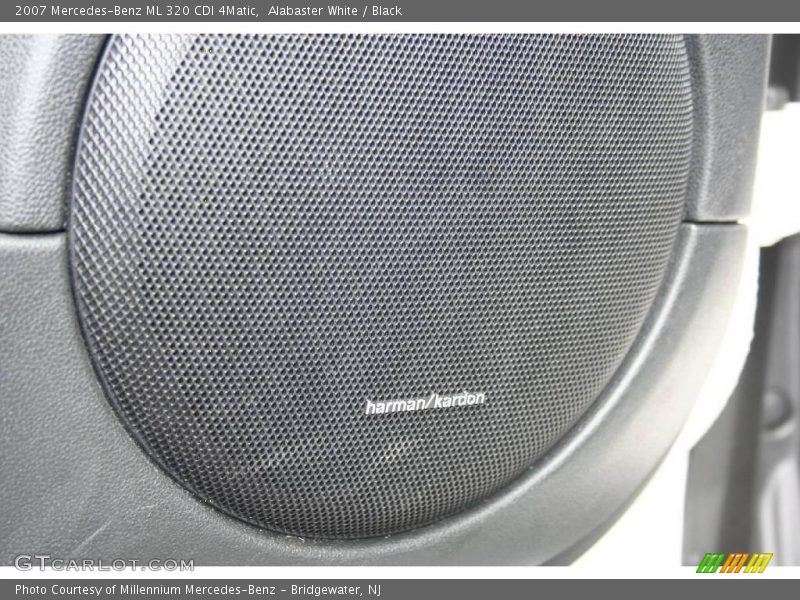 Alabaster White / Black 2007 Mercedes-Benz ML 320 CDI 4Matic