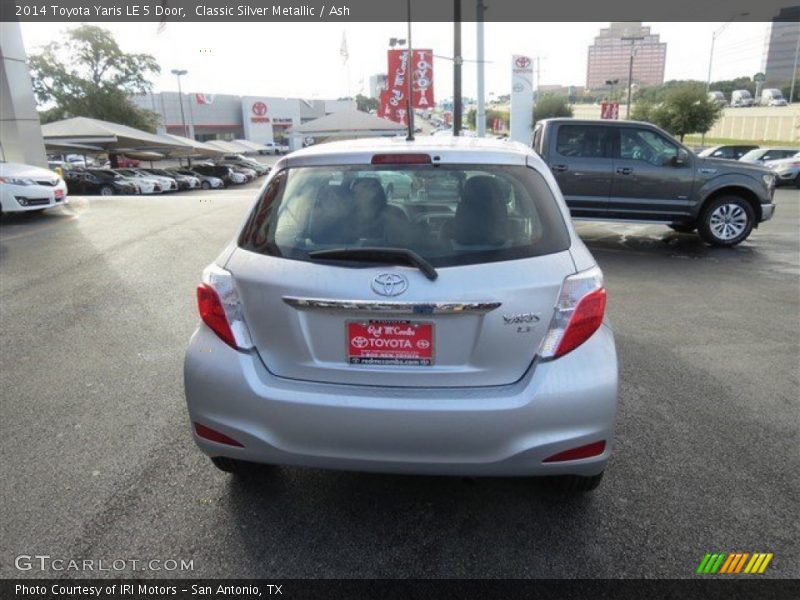Classic Silver Metallic / Ash 2014 Toyota Yaris LE 5 Door